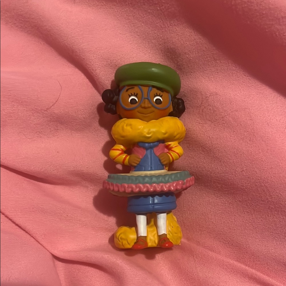 Vanessa tonie like new